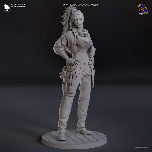 Gemma Figure - Monster Hunter Wilds Figurine